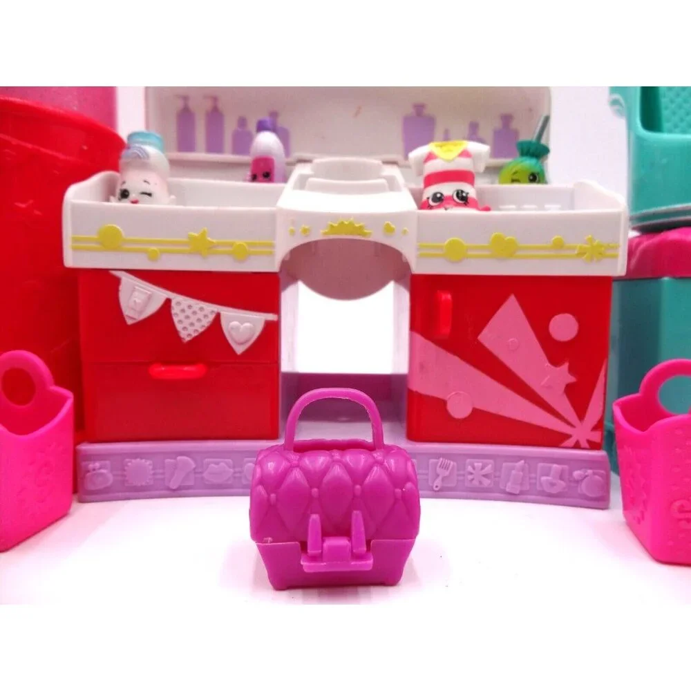 Shopkins SHOE DAZZLE Fashion Spree Playset SHOPKINS Make-Up Spot Playset  Lil Se